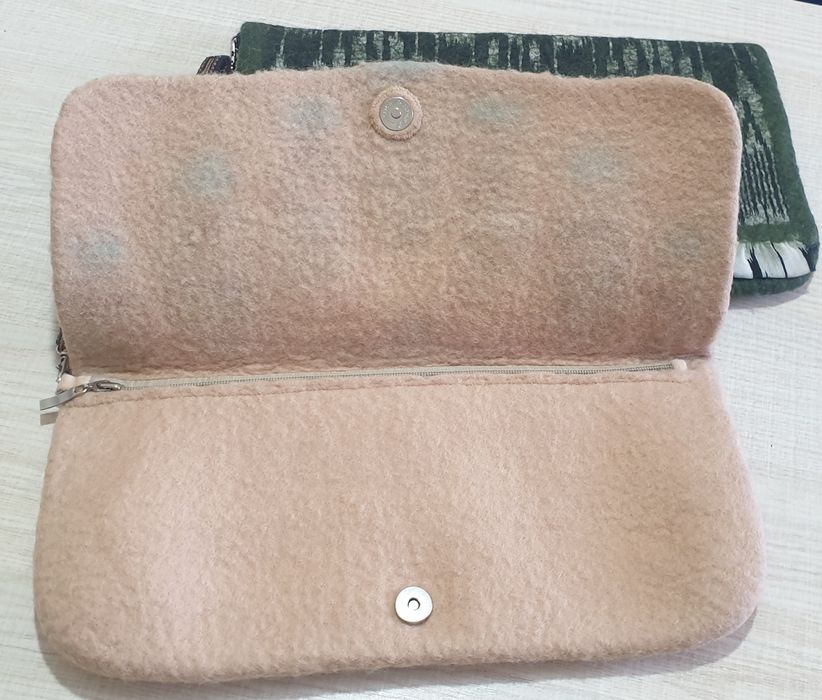 Сумки-клатчи ручной работы из натуральной шерсти