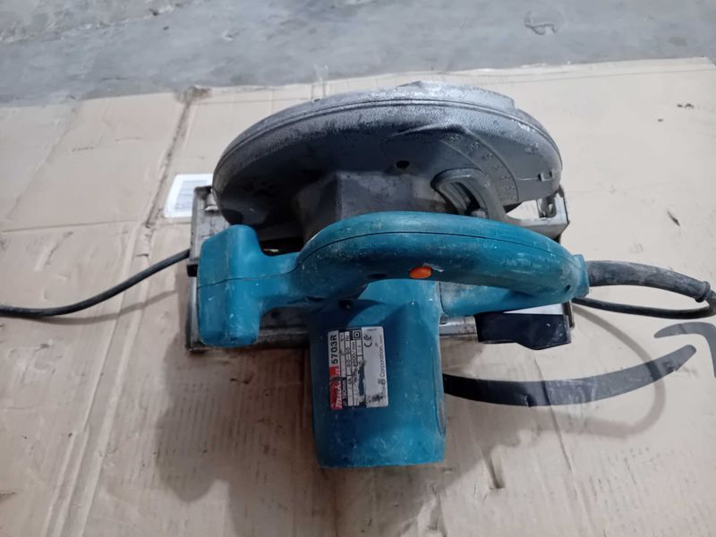 Ръчен циркуляр - Makita 110 V /  1300 W
