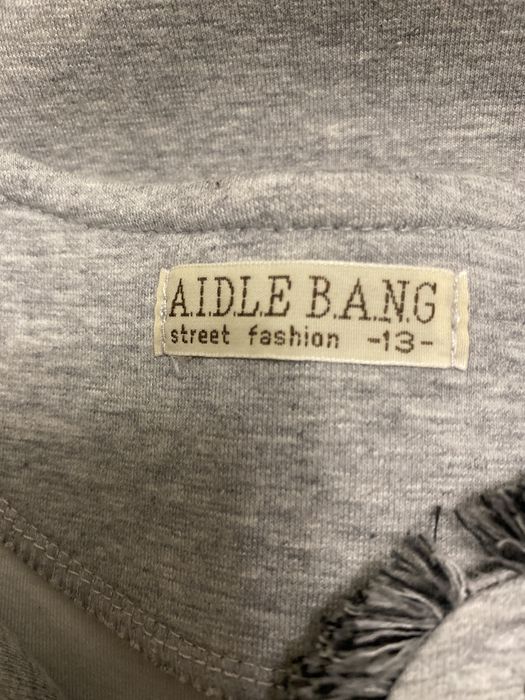 Продам платье на девочку 7-9 лет детское