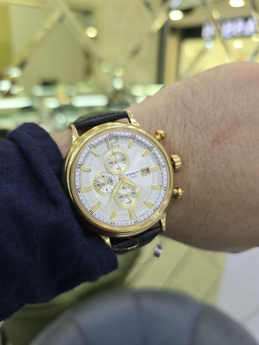 Золотые часы Tissot с большим диаметром в 45мм, 750 пробы