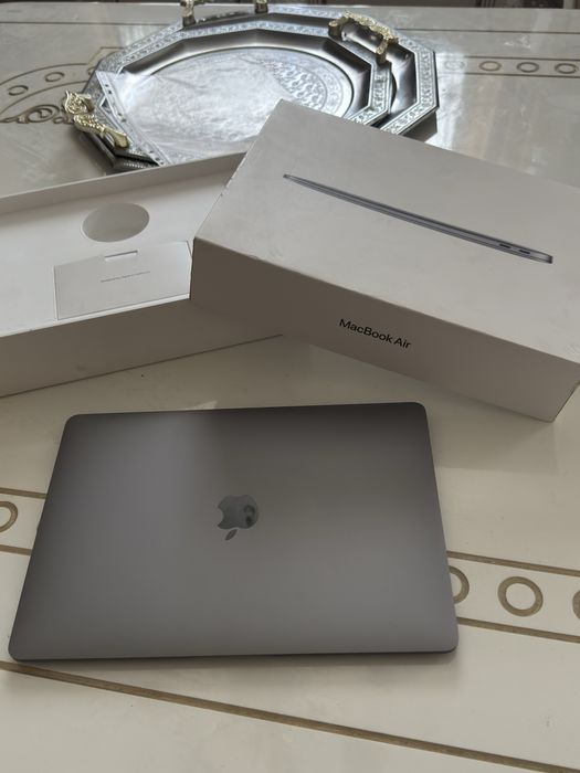 Продам MacBook air