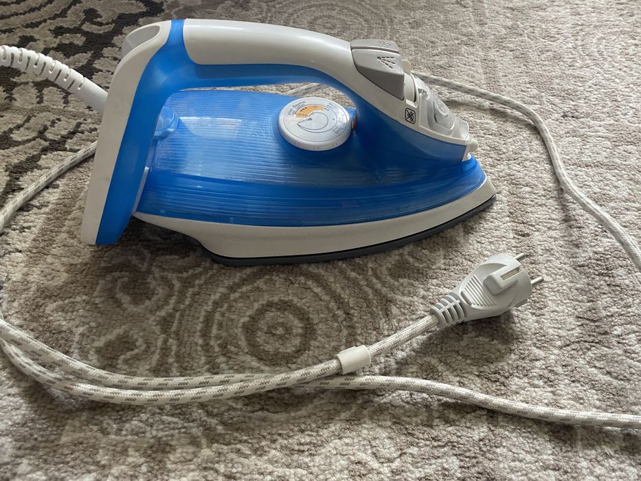 Продам утюг