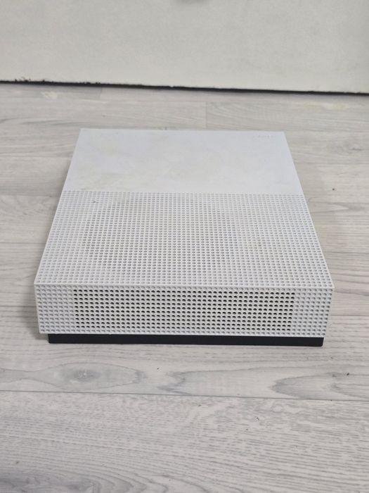 Xbox One S | 1TB