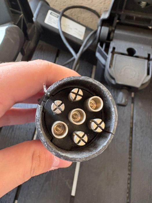 Thule VeloCompact 927 pentru 3 biciclete