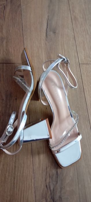 Sandale argintii