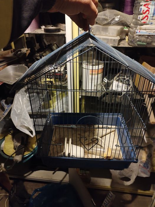 Продам клетку для попугая