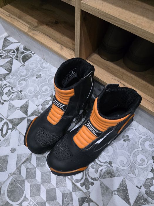 Мотоботы  Bogotto