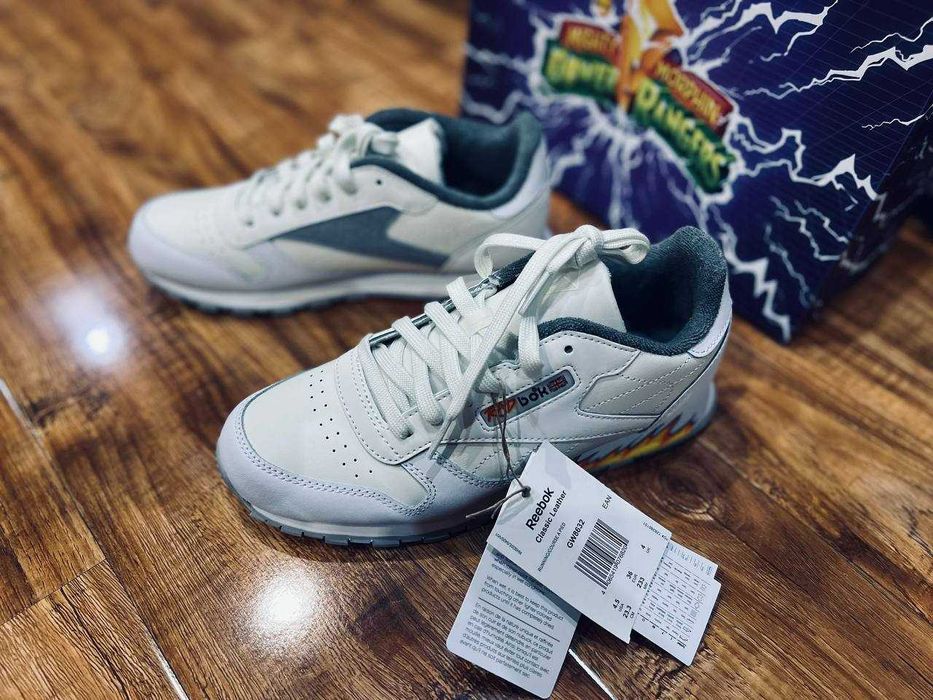 Reebok Classic кожаные кроссовки РАЗМЕР 35,36,37