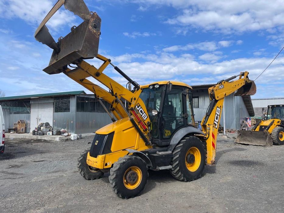 Продам экскаватор трактор JCB