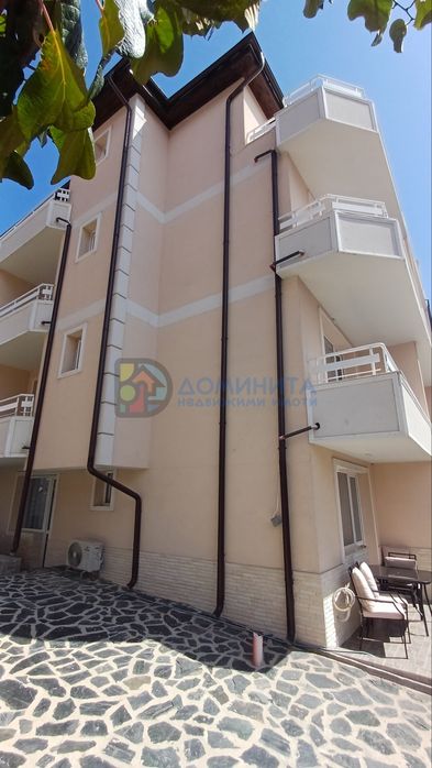 Продава се Тристаен апартамент в Царево - 123 кв.м за 519 €/кв.м - Снимка #1