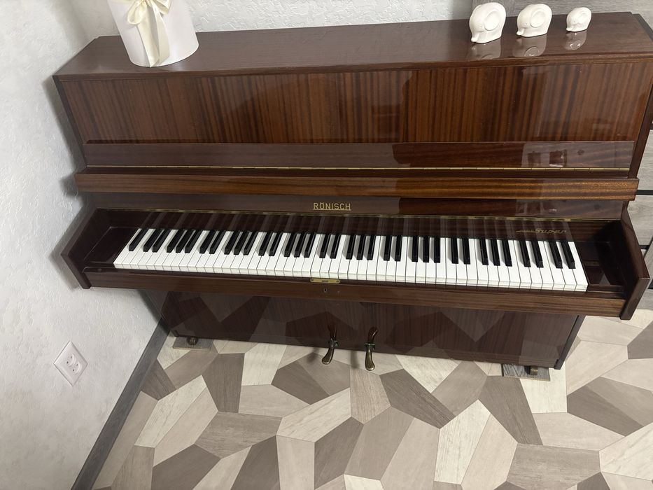 Продам Германское пианино