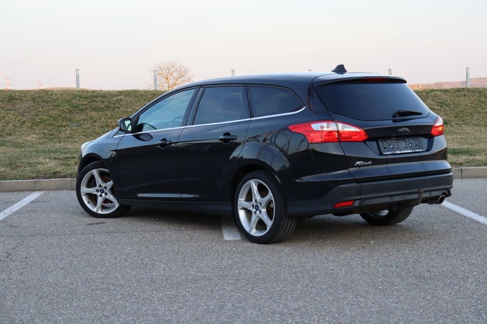 Ford Focus Titanium 2.0d Automat Rate începând de la 550 Ron/luna