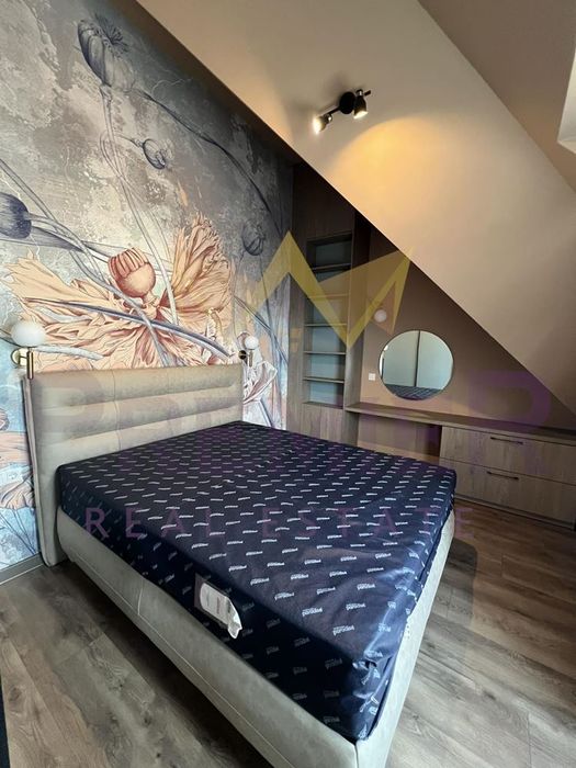 Дава се под наем Двустаен апартамент в Варна, Център - 70 кв.м за 1100 € - Снимка #5