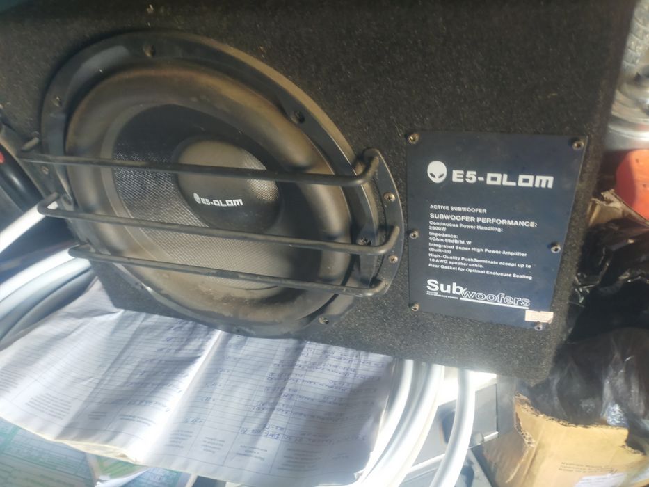 Продам сабвуфер новый