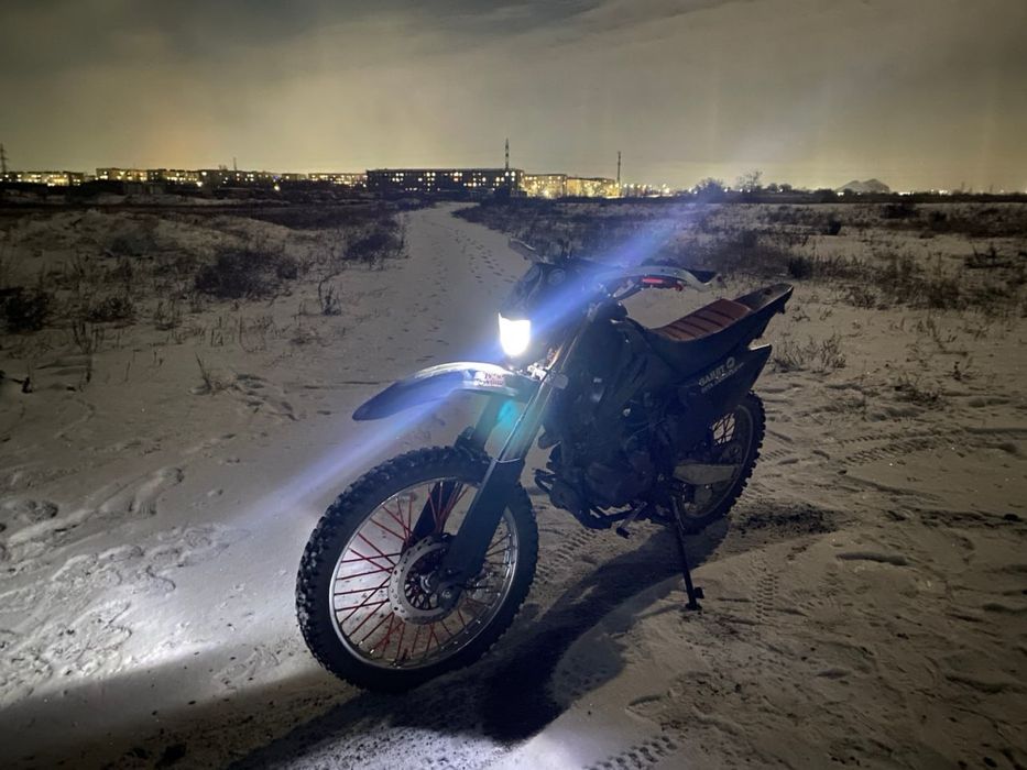 эндуро мотоцыкл