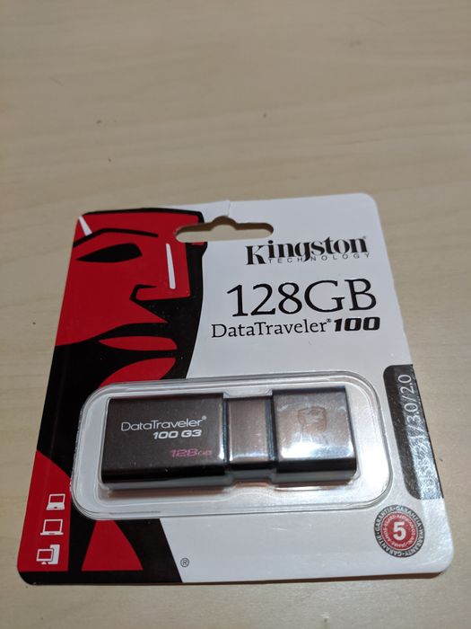 Vand (fara schimburi+pret fix) Stick Kingston DT100 G3 128gb