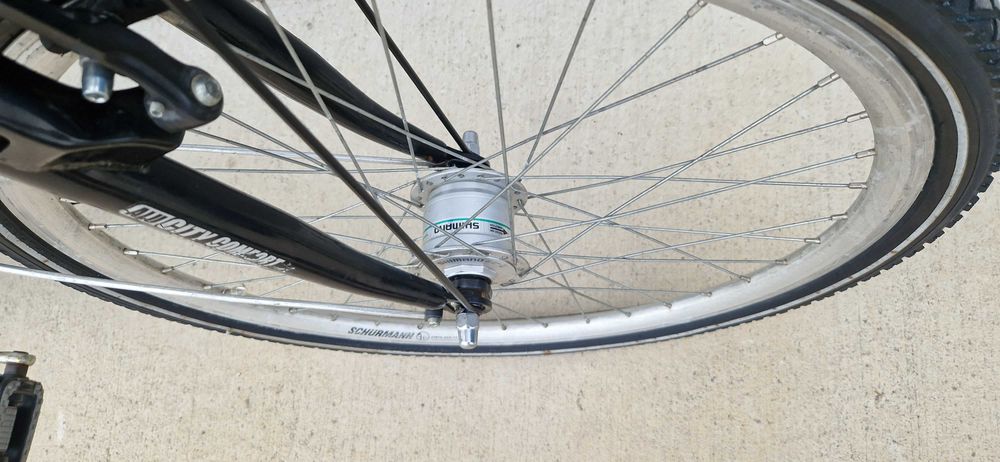 Дамски алуминиев велосипед COMFORT колело с кошница 28'