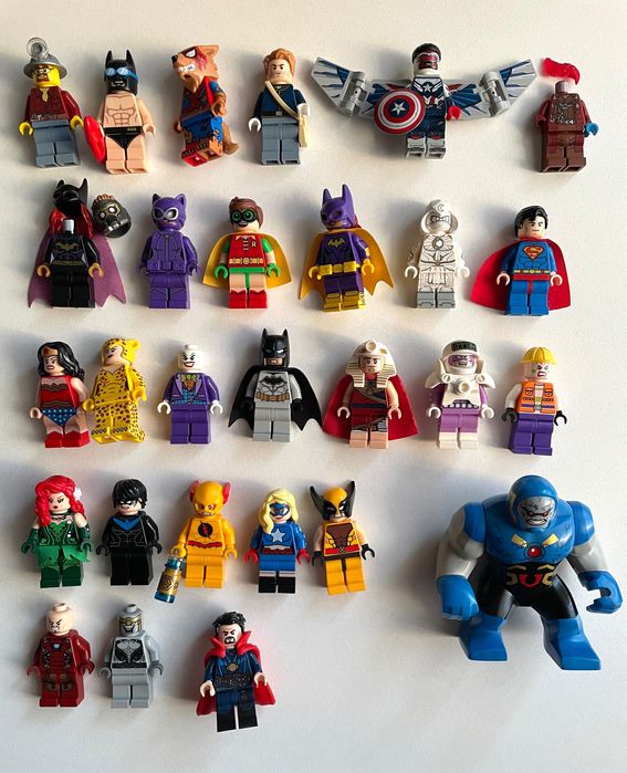 лего минифигурки