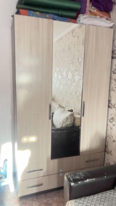 Продам шкаф для спальни