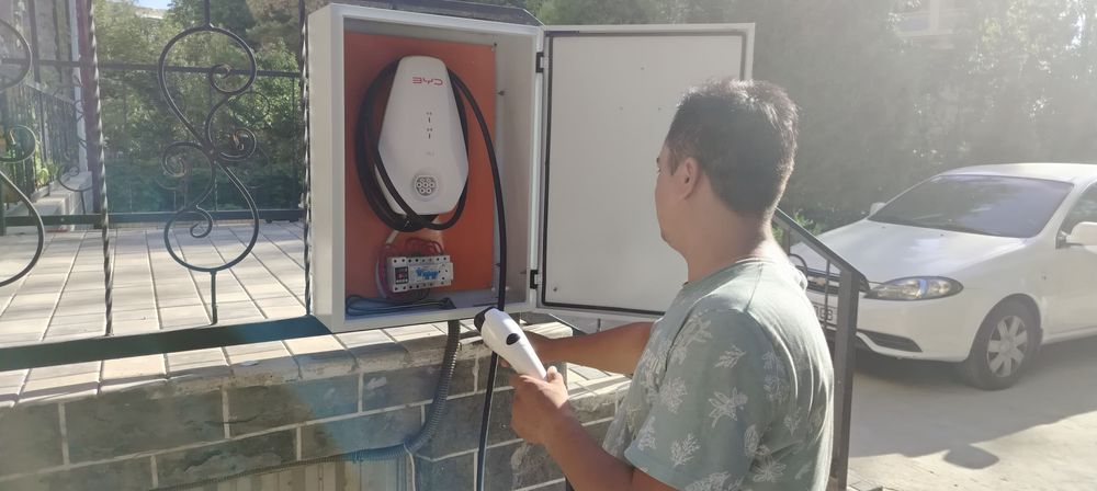 Установка зарядное устройство для Электромобилей.
7квт зарядка установ