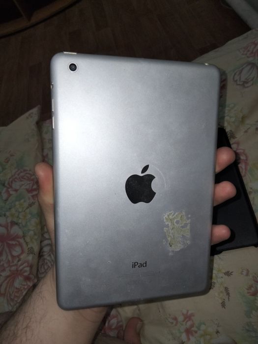 Продам Ipad mini