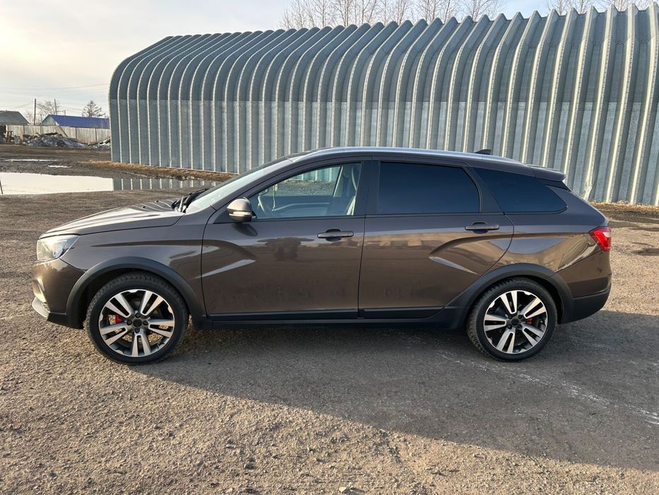 Продам Весту SW Cross