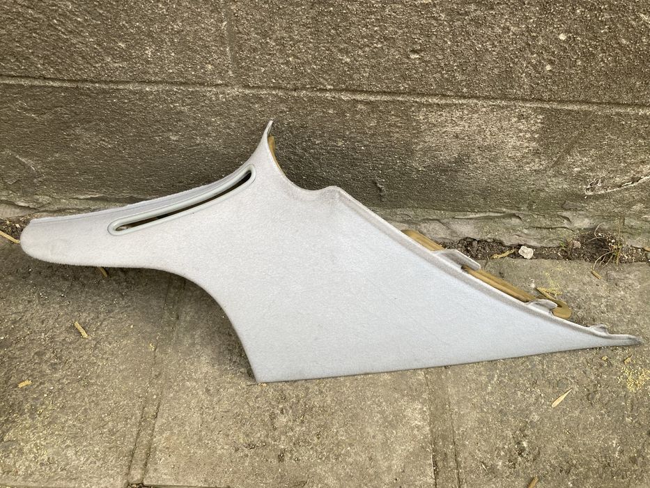 Кори Интериор W211 Колонки Тапицерия  Багажник Mercedes