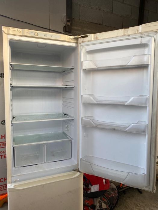 Холодильник б.у в норм состояннии