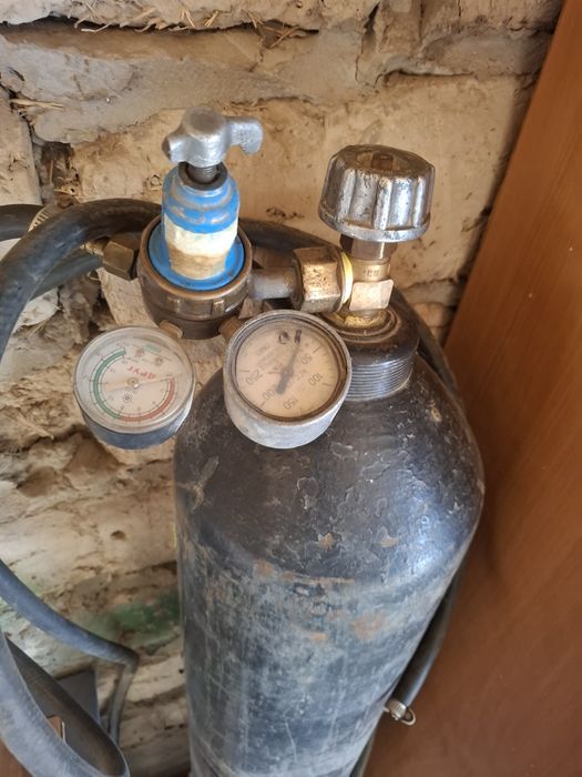 продам кислородный болон