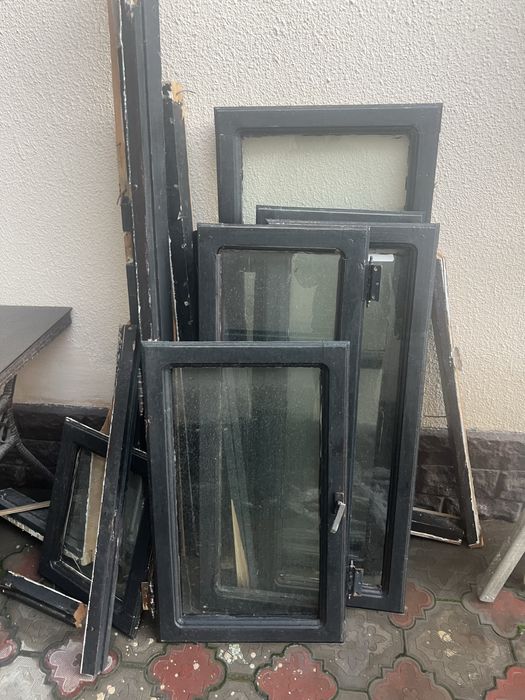 Эски ром бепул . Строе окно