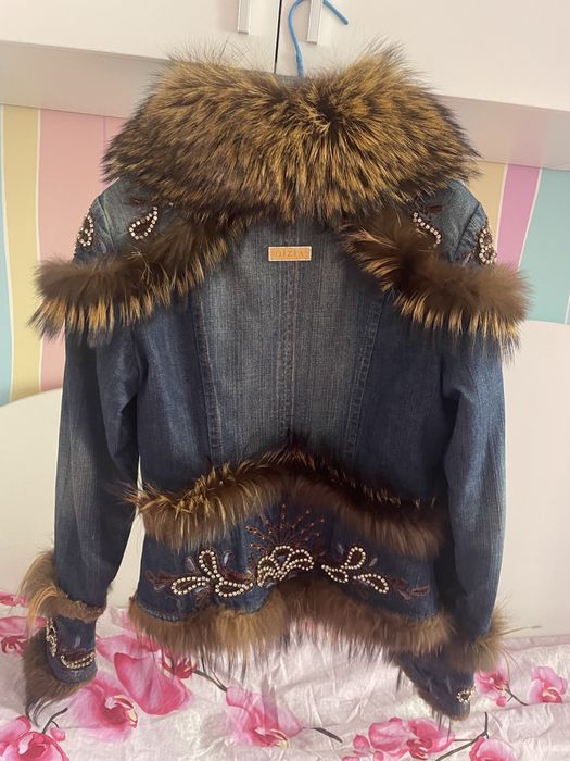 Джинсовая куртка(джинсы в подарок)