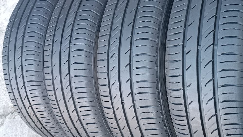 195/65/15 Kumho .