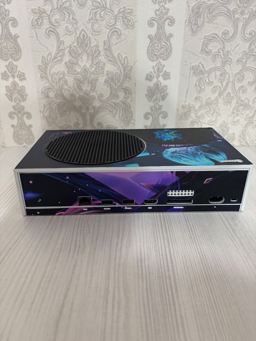 Xbox series S в отличном состоянии