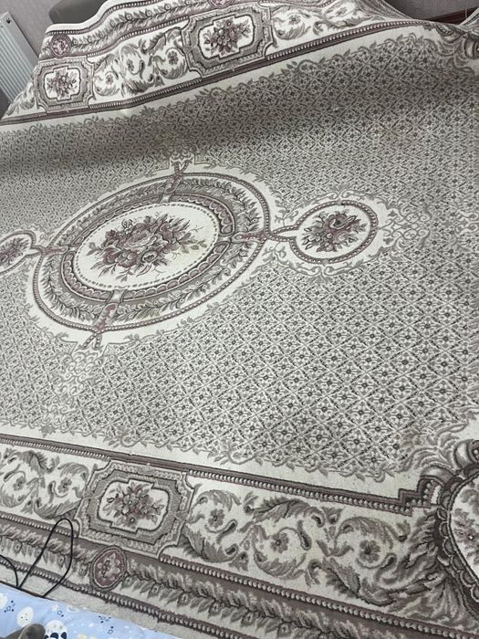 Продам ковер 3х4