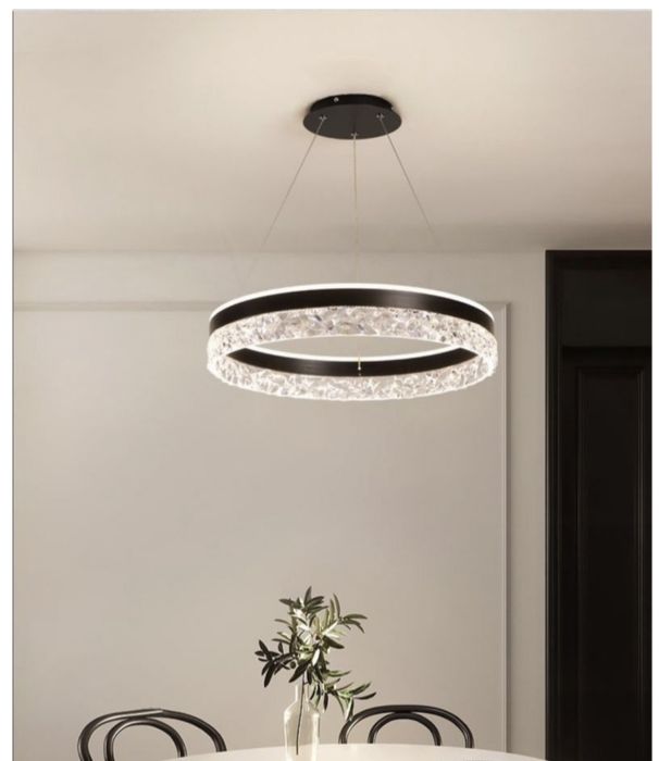 Люстра для гостиной