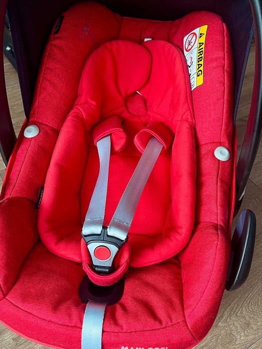 Maxi-Cosi Pebble Origami Red – бебешко столче за кола, кошница
