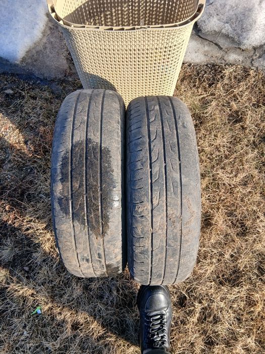 Продам 2 шины летние