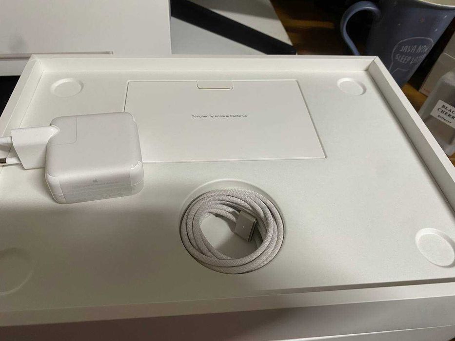 MacBook Air 13 M3 laptop