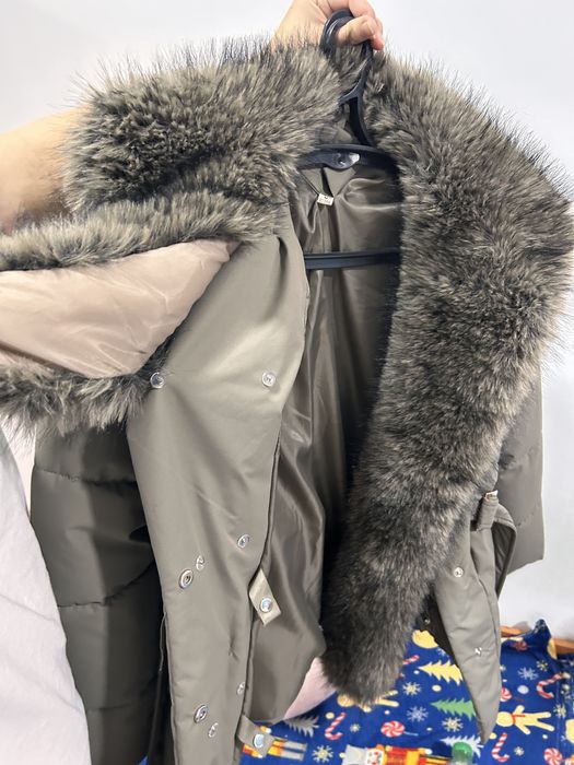 Зимняя куртка (пуховик)