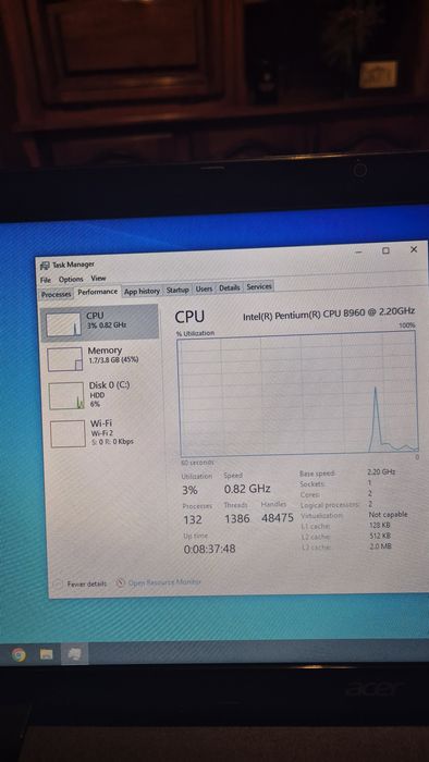 Laptop Acer Aspire E1-531G Windows 10  4gb RAM Nvidia 710M dedicata