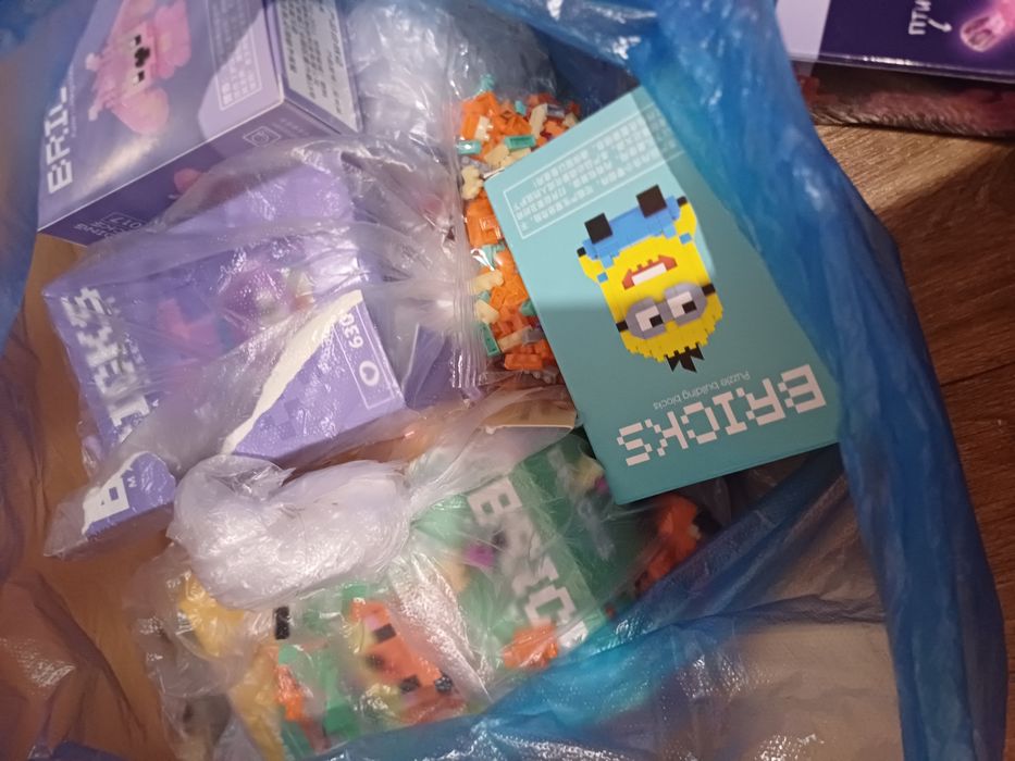 Конструктор + бокс для конструктора