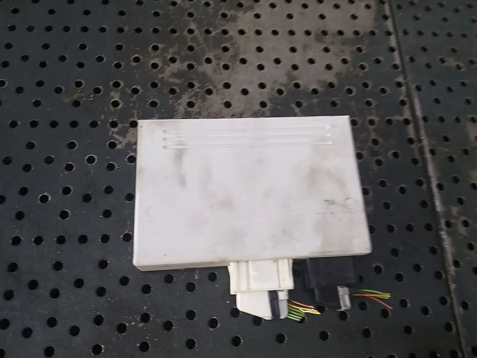 Modul calculator senzori parcare bmw seria 3 e90 e91 66216982390 0263004186 6002jc0630
