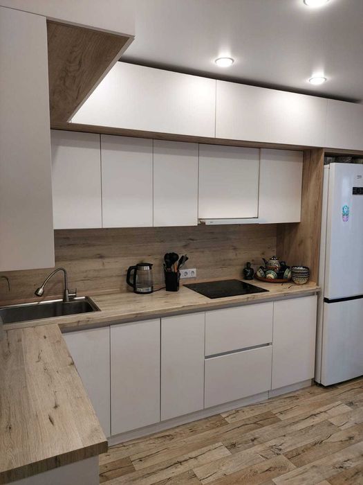 Продам 3- х ком. квартиру ЖК "САМАЛ"