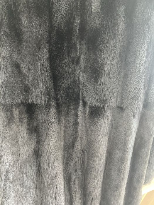 Продается шуба норка. Торг.