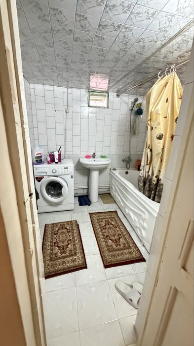 Уй сотилади Лахутий кучаси