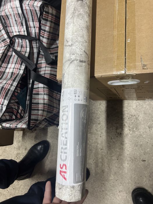 Продам обои на стену