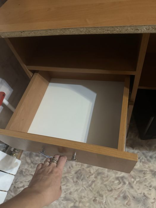 Продадим компьютерный стол