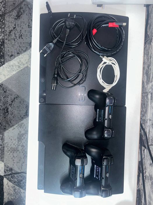 В продаже ps3 slim 2 шт