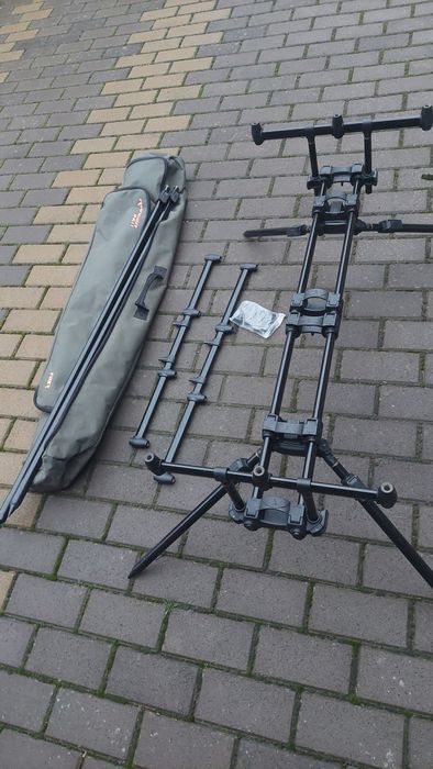 Rod pod fox ranger mk2 cu 3 posturi + buzz bari extra wide de 4