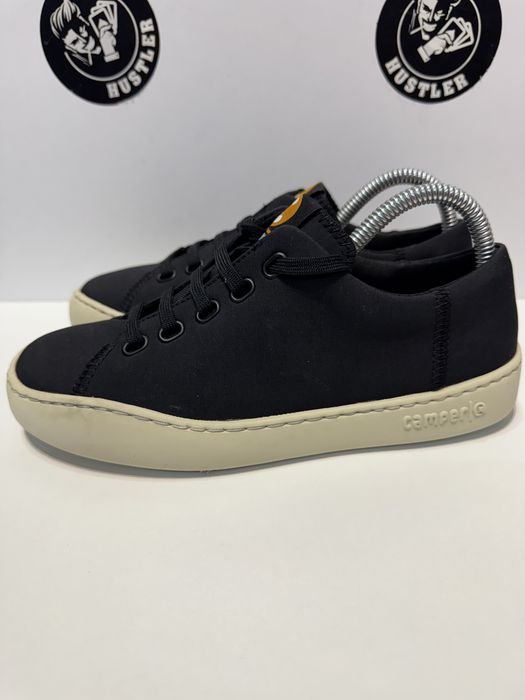 Обувки CAMPER .Номер 37